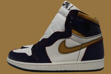 Load image into Gallery viewer, Nike Air Jordan 1 High LA to Chicago
