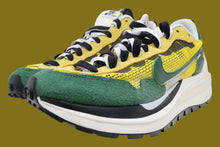 Load image into Gallery viewer, Nike x Sacai Vaporwaffle Yellow Green (NO BOX)
